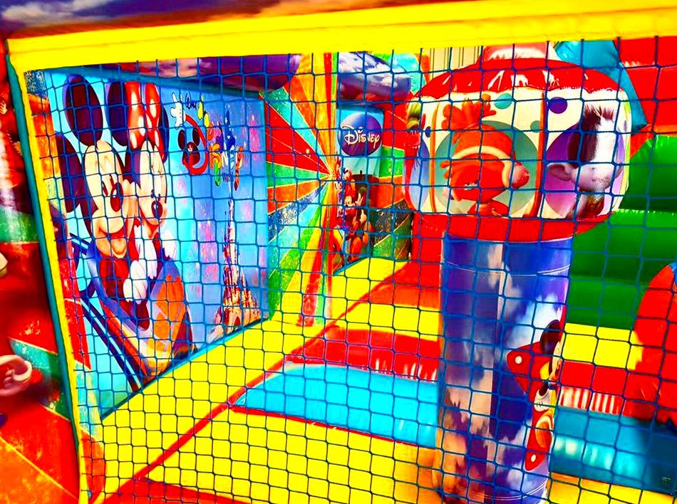 Castillo Hinchable Plataforma con tobogan 2: Catálogo de Hinchables Happy Jump Castillo Hinchable Plataforma con tobogan 2: Catálogo de Hinchables Happy Jump