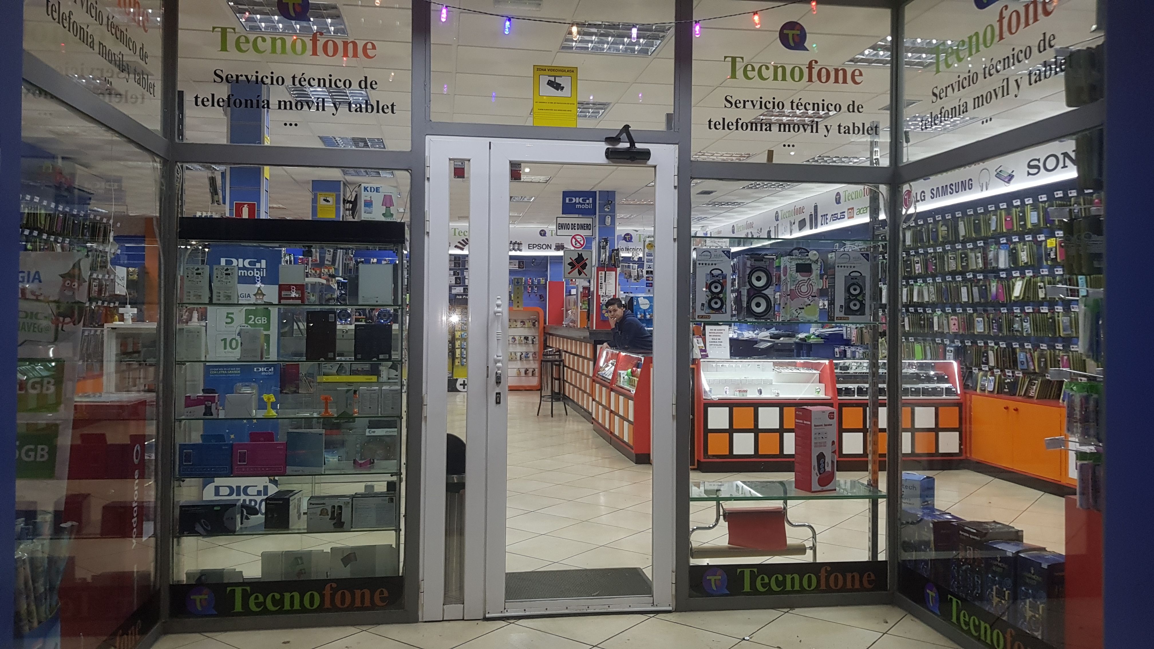 Mantenimiento y reparación: Servicios de Tecnofone Mantenimiento y reparación: Servicios de Tecnofone