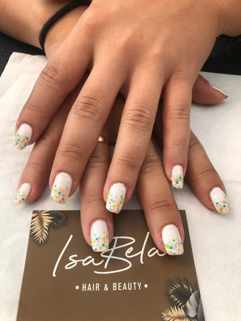 Uñas: Catálogo de Isabela Hair & Beauty Uñas: Catálogo de Isabela Hair & Beauty