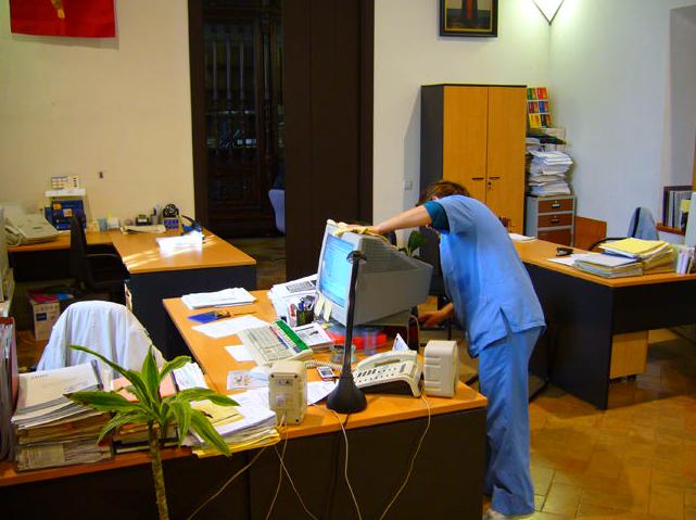2-Limpieza de oficinas: Servicios de Limpiezas Olalla 2-Limpieza de oficinas: Servicios de Limpiezas Olalla