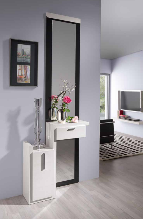 Muebles auxiliares: Muebles y decoración de Muebles y decoración Francisco Ruiz Muebles auxiliares: Muebles y decoración de Muebles y decoración Francisco Ruiz