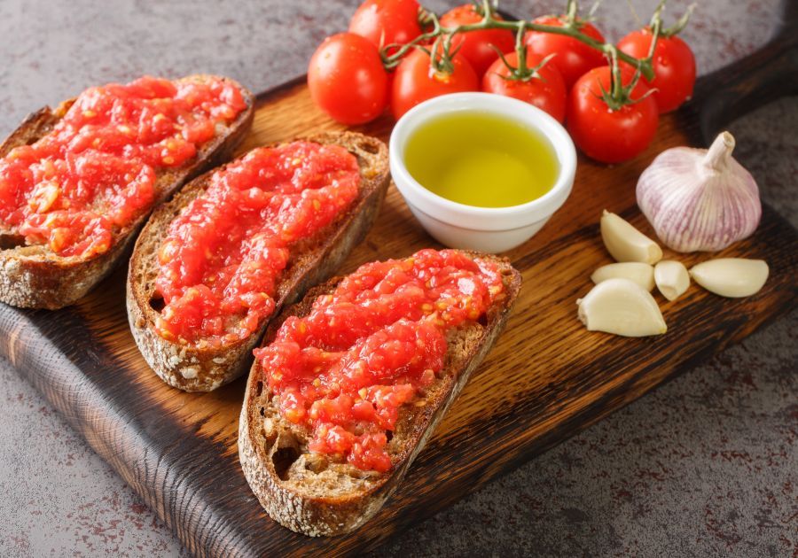 Tapas Variadas En Alcobendas Origen Del Pan Con Tomate