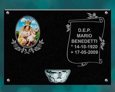 Lápidas granito negro intenso: Productos y servicios de Funeraria El Platero Lápidas granito negro intenso: Productos y servicios de Funeraria El Platero
