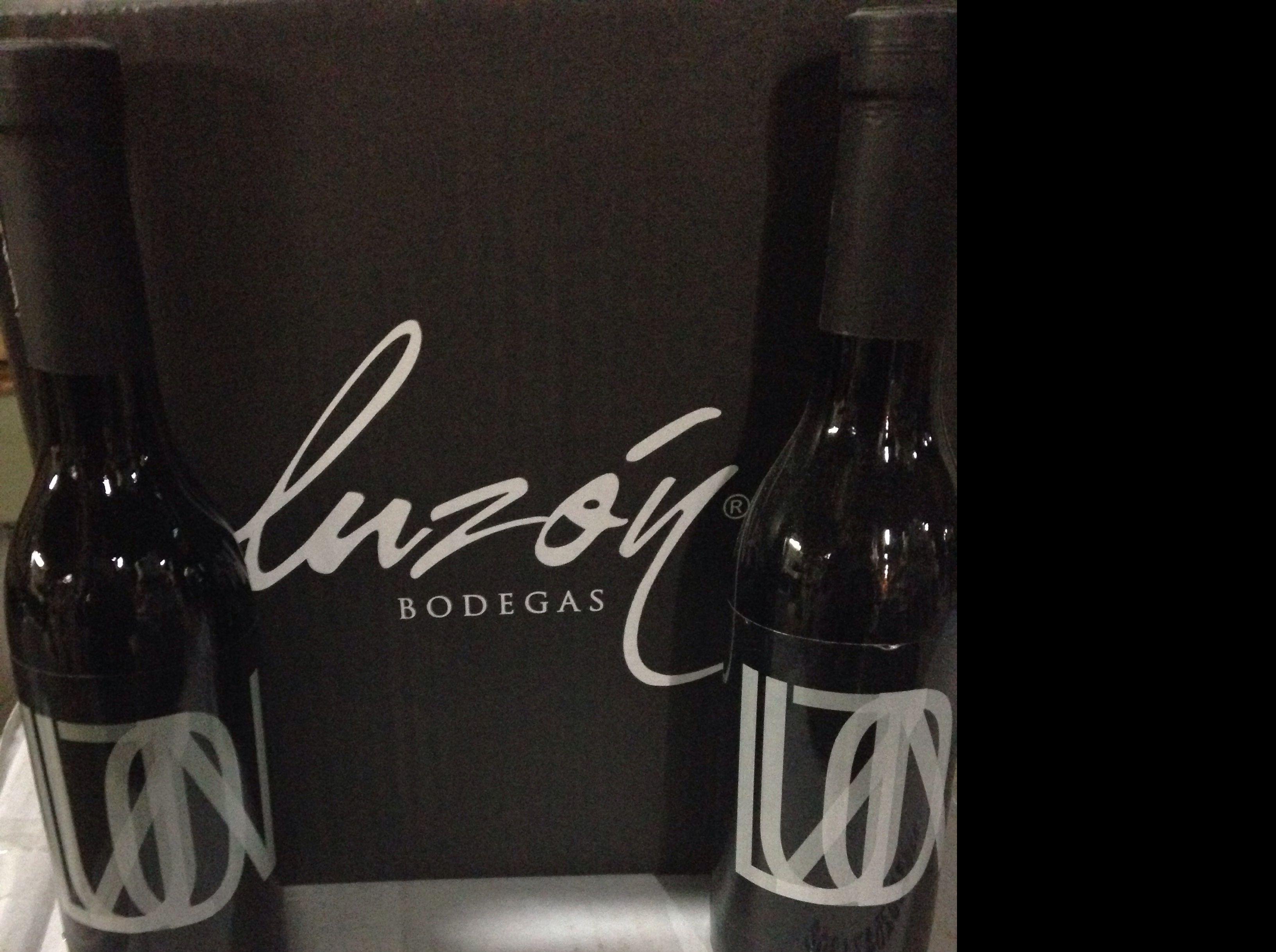 Vino luzon Vino luzon