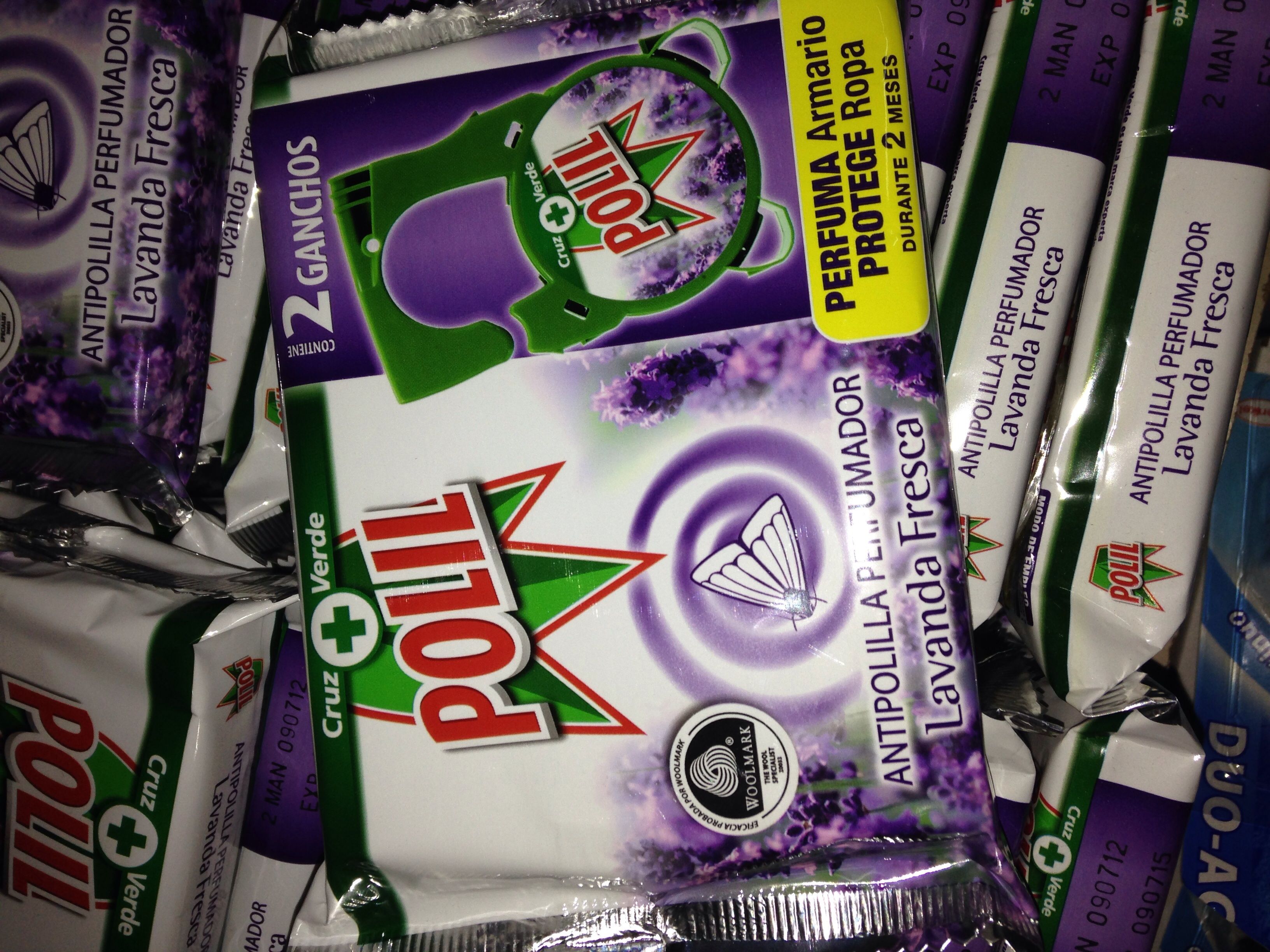 Percha anti polilla Percha anti polilla