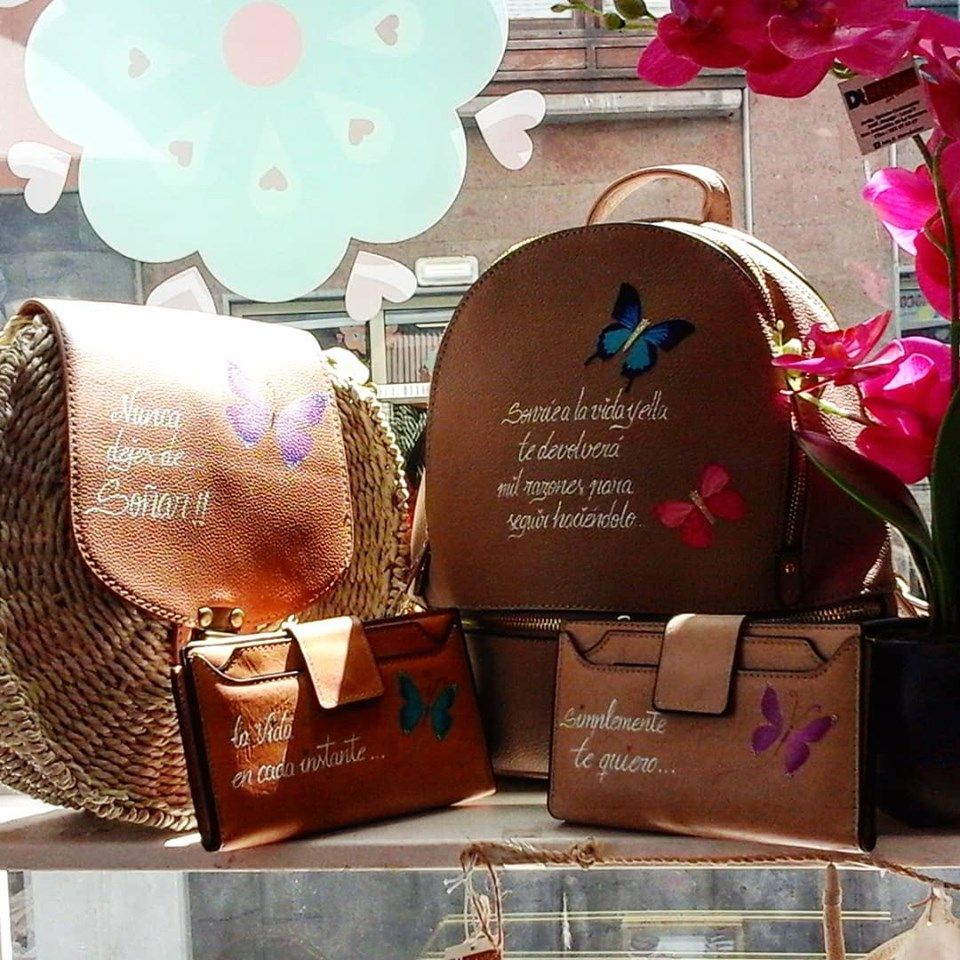 Bolsos y mochilas: Nuestra Tienda de Dt detalles La Gomera Bolsos y mochilas: Nuestra Tienda de Dt detalles La Gomera