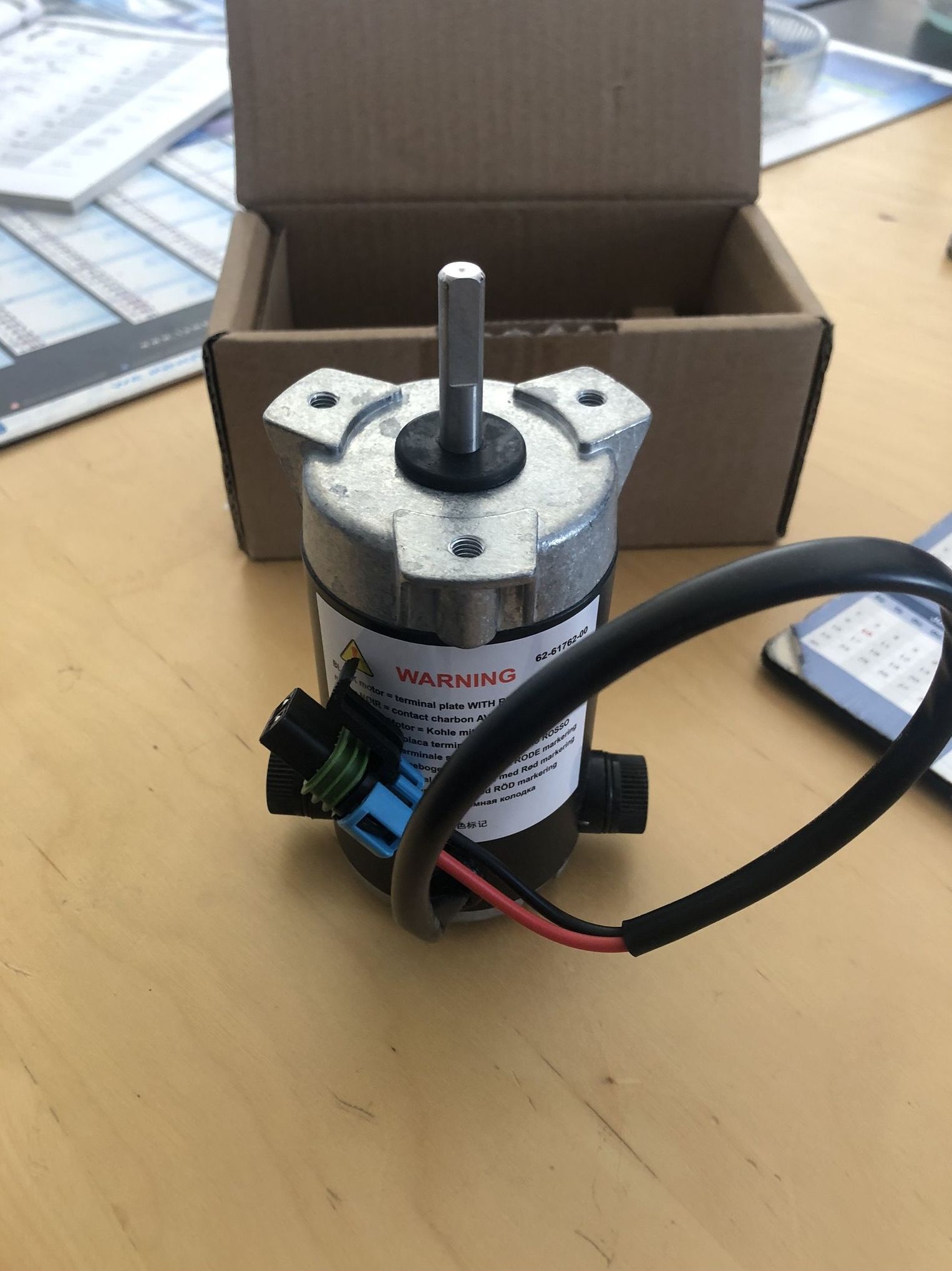 Motor eléctrico 12/14v Motor eléctrico 12/14v
