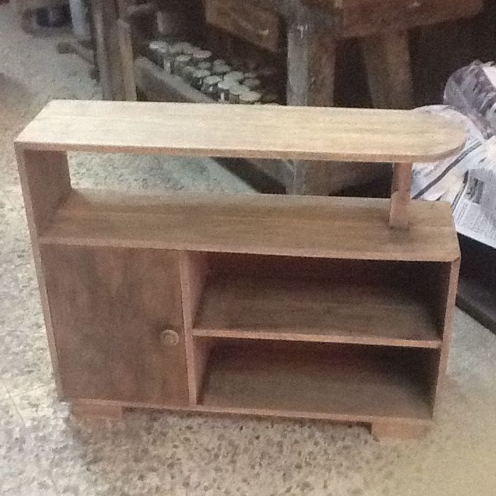 Mueble de estantería : Servicios de Lendik Restauración