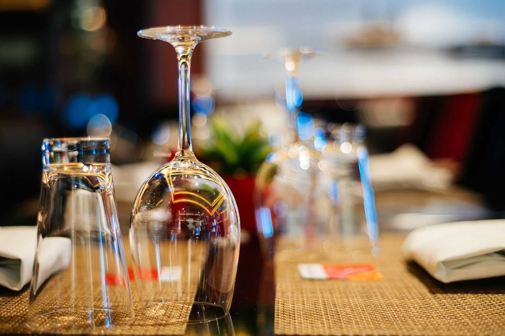 Diario: Servicios de Restaurante La Pomarada Diario: Servicios de Restaurante La Pomarada