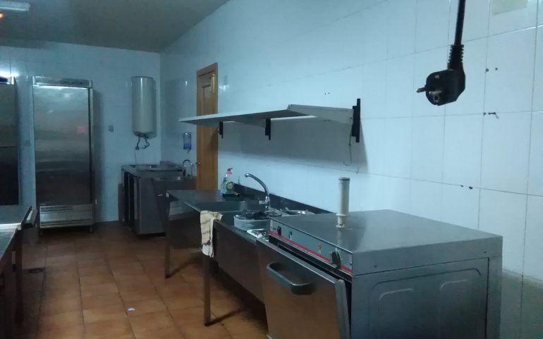 Venta de bar equipado en Consuegra: Inmuebles Urbanos de ANTONIO ARAGONÉS DÍAZ PAVÓN Venta de bar equipado en Consuegra: Inmuebles Urbanos de ANTONIO ARAGONÉS DÍAZ PAVÓN