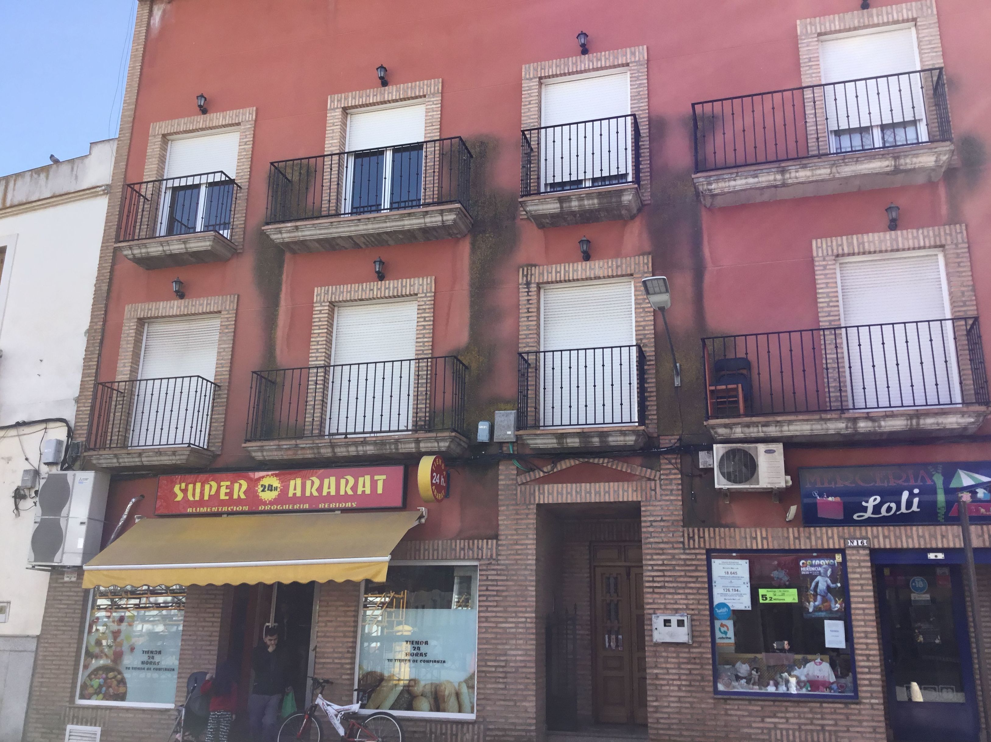 Venta de piso en Plaza Cervantes: Inmuebles Urbanos de ANTONIO ARAGONÉS DÍAZ PAVÓN Venta de piso en Plaza Cervantes: Inmuebles Urbanos de ANTONIO ARAGONÉS DÍAZ PAVÓN