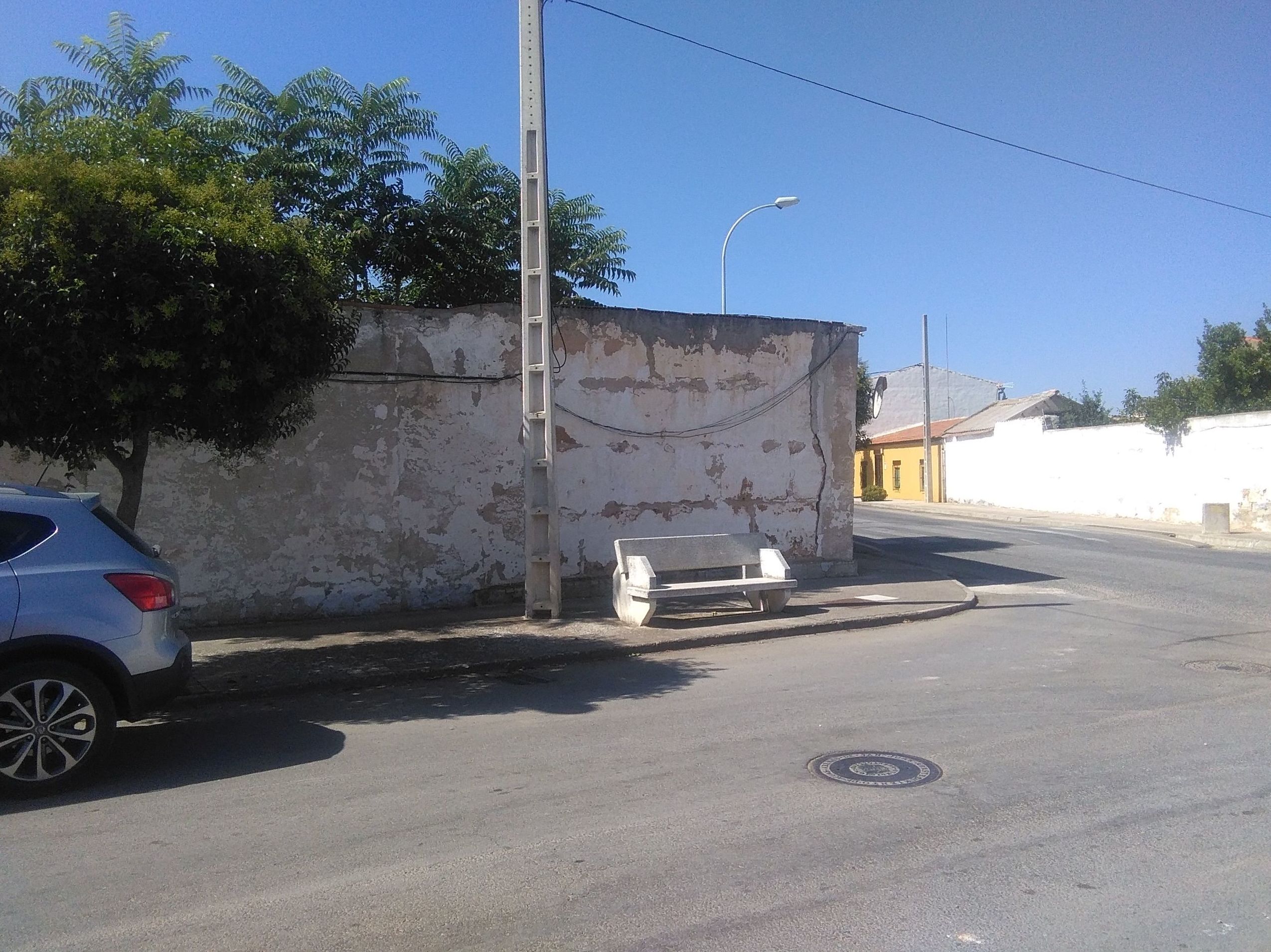 Estupendo solar centrico muy grande: Inmuebles Urbanos de ANTONIO ARAGONÉS DÍAZ PAVÓN Estupendo solar centrico muy grande: Inmuebles Urbanos de ANTONIO ARAGONÉS DÍAZ PAVÓN