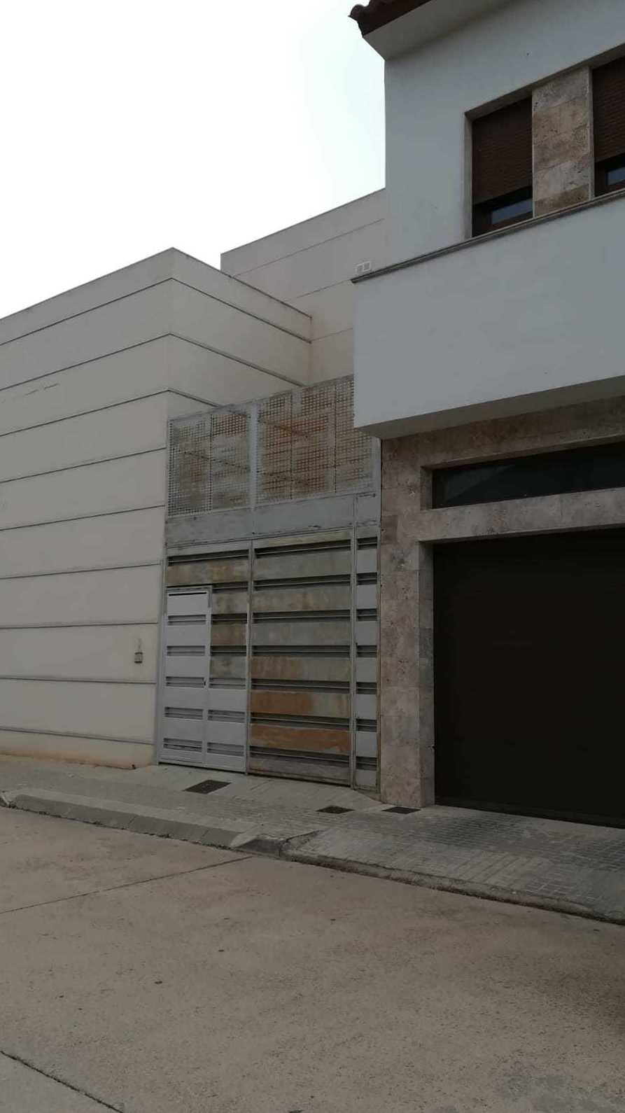 Casa nueva en Torrente Ballester: Inmuebles Urbanos de ANTONIO ARAGONÉS DÍAZ PAVÓN Casa nueva en Torrente Ballester: Inmuebles Urbanos de ANTONIO ARAGONÉS DÍAZ PAVÓN