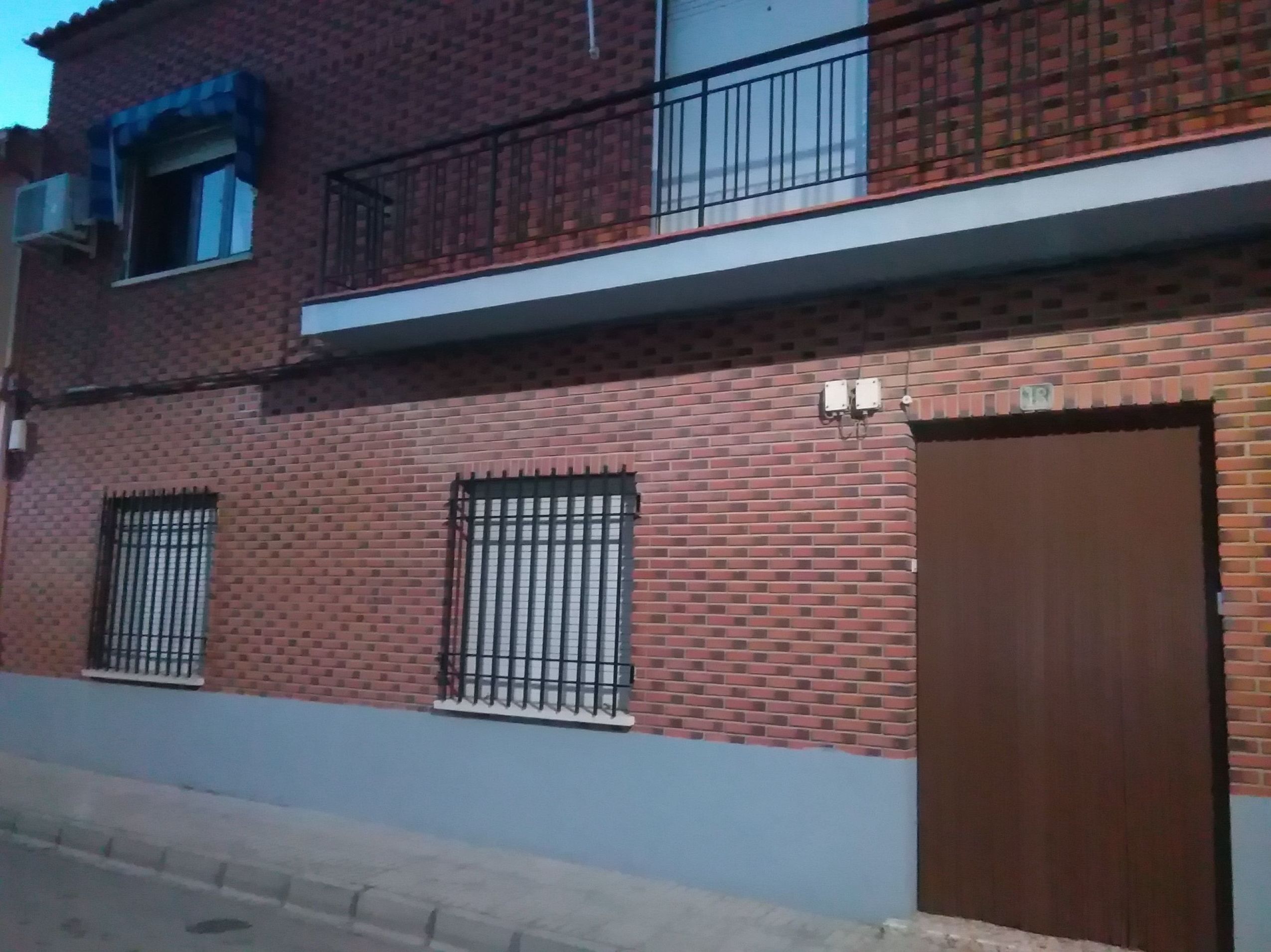 Casa grande de pueblo calle Capas: Inmuebles Urbanos de ANTONIO ARAGONÉS DÍAZ PAVÓN Casa grande de pueblo calle Capas: Inmuebles Urbanos de ANTONIO ARAGONÉS DÍAZ PAVÓN