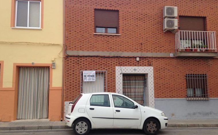 Venta de casa en Calle Oratorio: Inmuebles Urbanos de ANTONIO ARAGONÉS DÍAZ PAVÓN Venta de casa en Calle Oratorio: Inmuebles Urbanos de ANTONIO ARAGONÉS DÍAZ PAVÓN