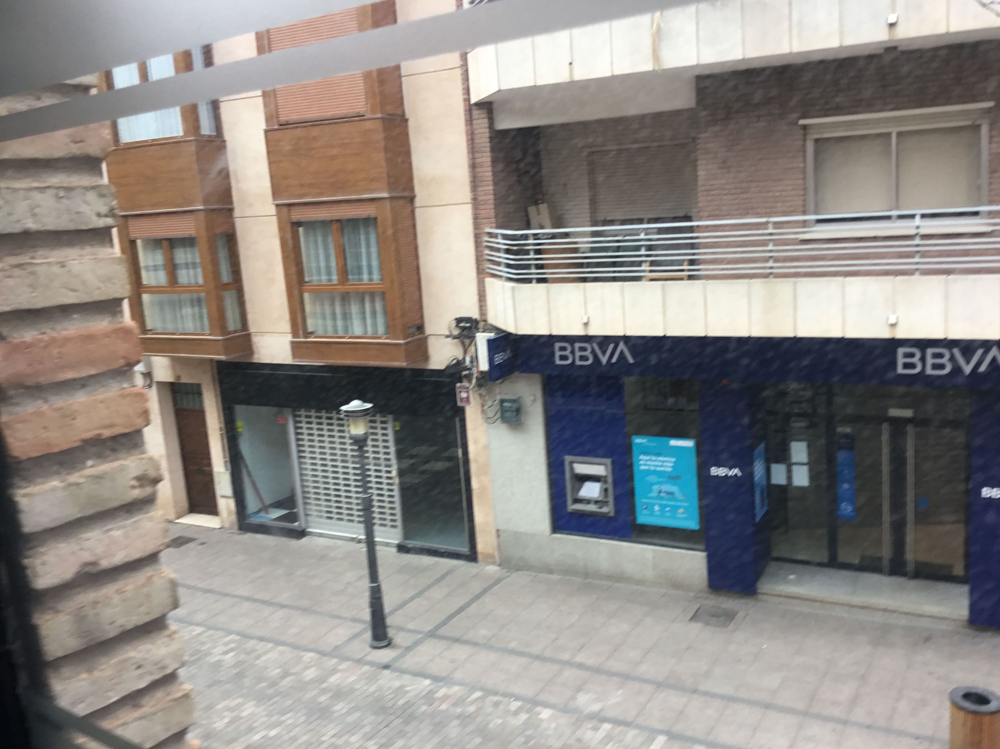 Venta de local en la Castelar: Inmuebles Urbanos de ANTONIO ARAGONÉS DÍAZ PAVÓN Venta de local en la Castelar: Inmuebles Urbanos de ANTONIO ARAGONÉS DÍAZ PAVÓN