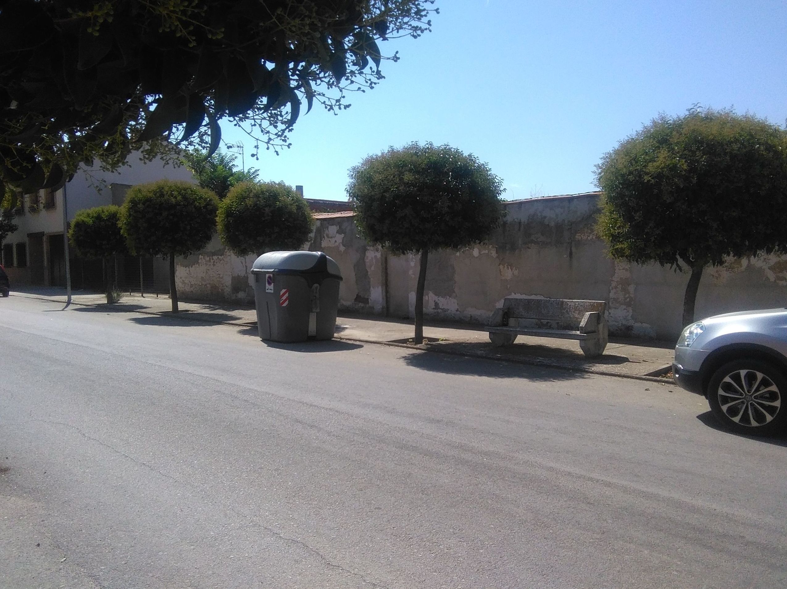 Estupendo solar centrico muy grande: Inmuebles Urbanos de ANTONIO ARAGONÉS DÍAZ PAVÓN Estupendo solar centrico muy grande: Inmuebles Urbanos de ANTONIO ARAGONÉS DÍAZ PAVÓN