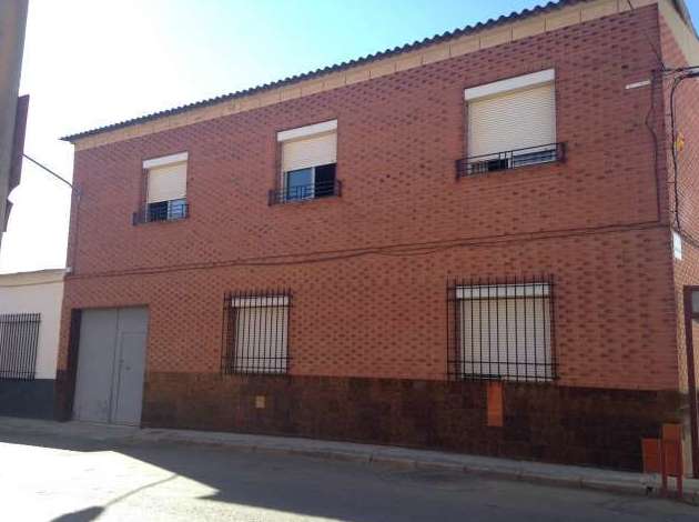 Venta de casa económica: Inmuebles Urbanos de ANTONIO ARAGONÉS DÍAZ PAVÓN Venta de casa económica: Inmuebles Urbanos de ANTONIO ARAGONÉS DÍAZ PAVÓN
