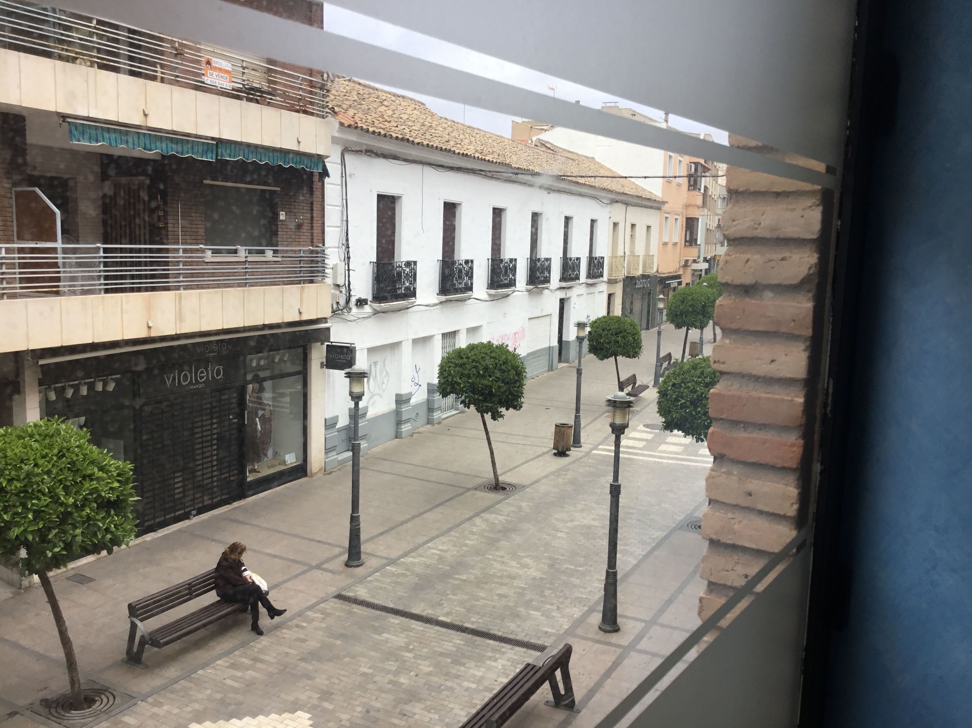 Venta de local en la Castelar: Inmuebles Urbanos de ANTONIO ARAGONÉS DÍAZ PAVÓN Venta de local en la Castelar: Inmuebles Urbanos de ANTONIO ARAGONÉS DÍAZ PAVÓN