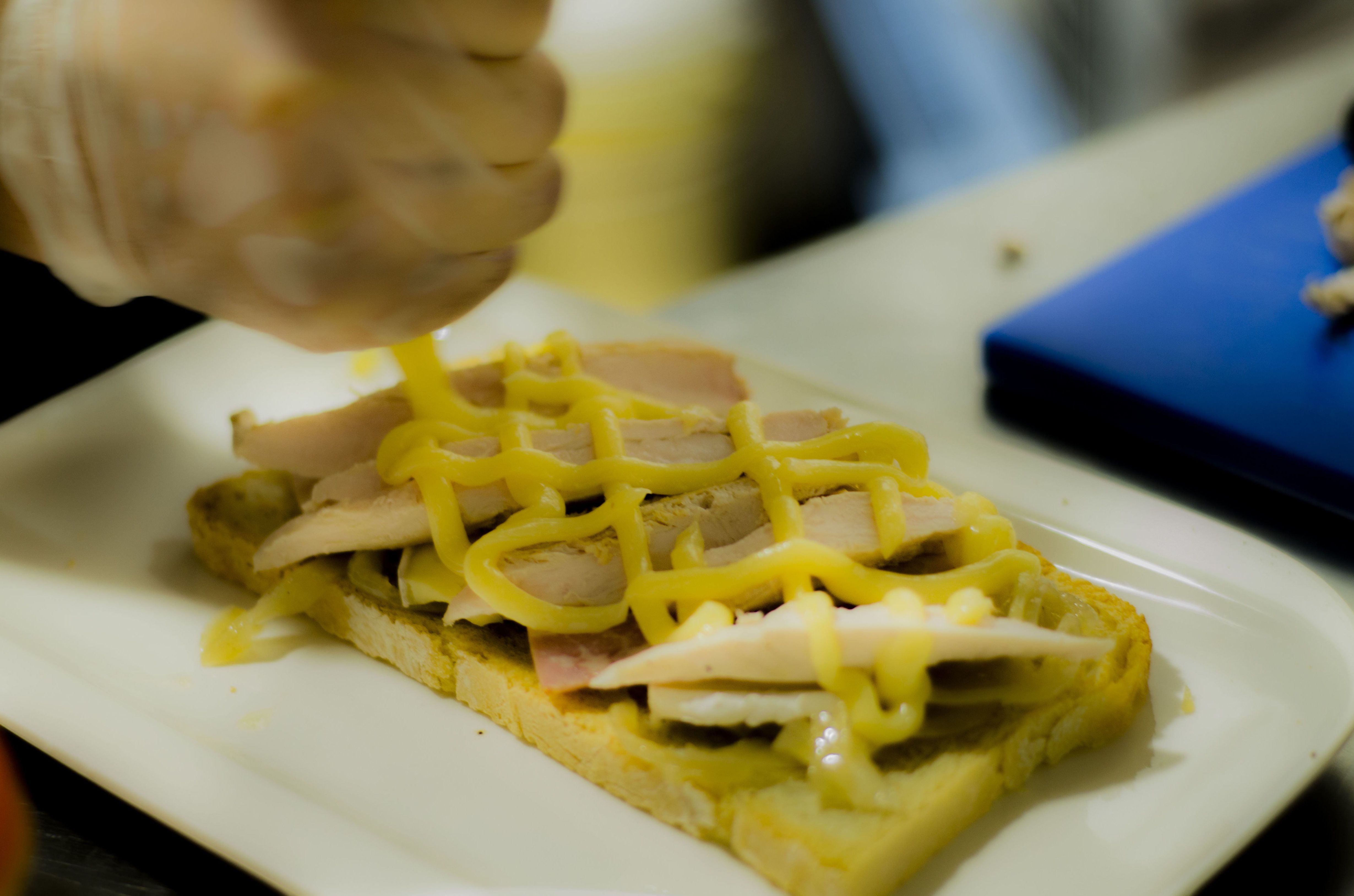 Nuestras tostas, puntuales a su hora: Servicios de Cafetería Tosteria O´Clock Nuestras tostas, puntuales a su hora: Servicios de Cafetería Tosteria O´Clock