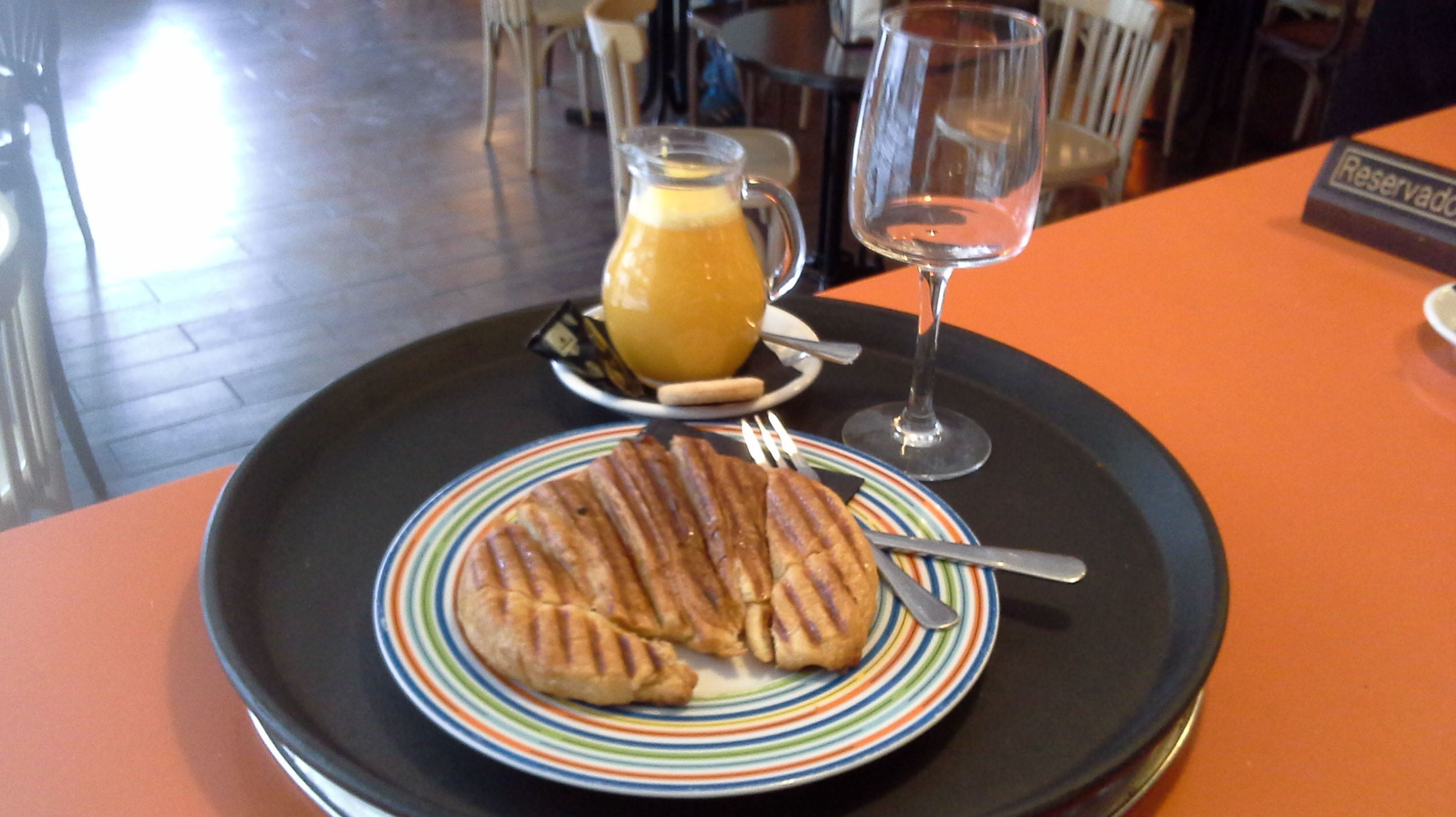 Desayunos y almuerzos: Servicios de Restaurante Tostería y Café O'Clock Desayunos y almuerzos: Servicios de Restaurante Tostería y Café O'Clock