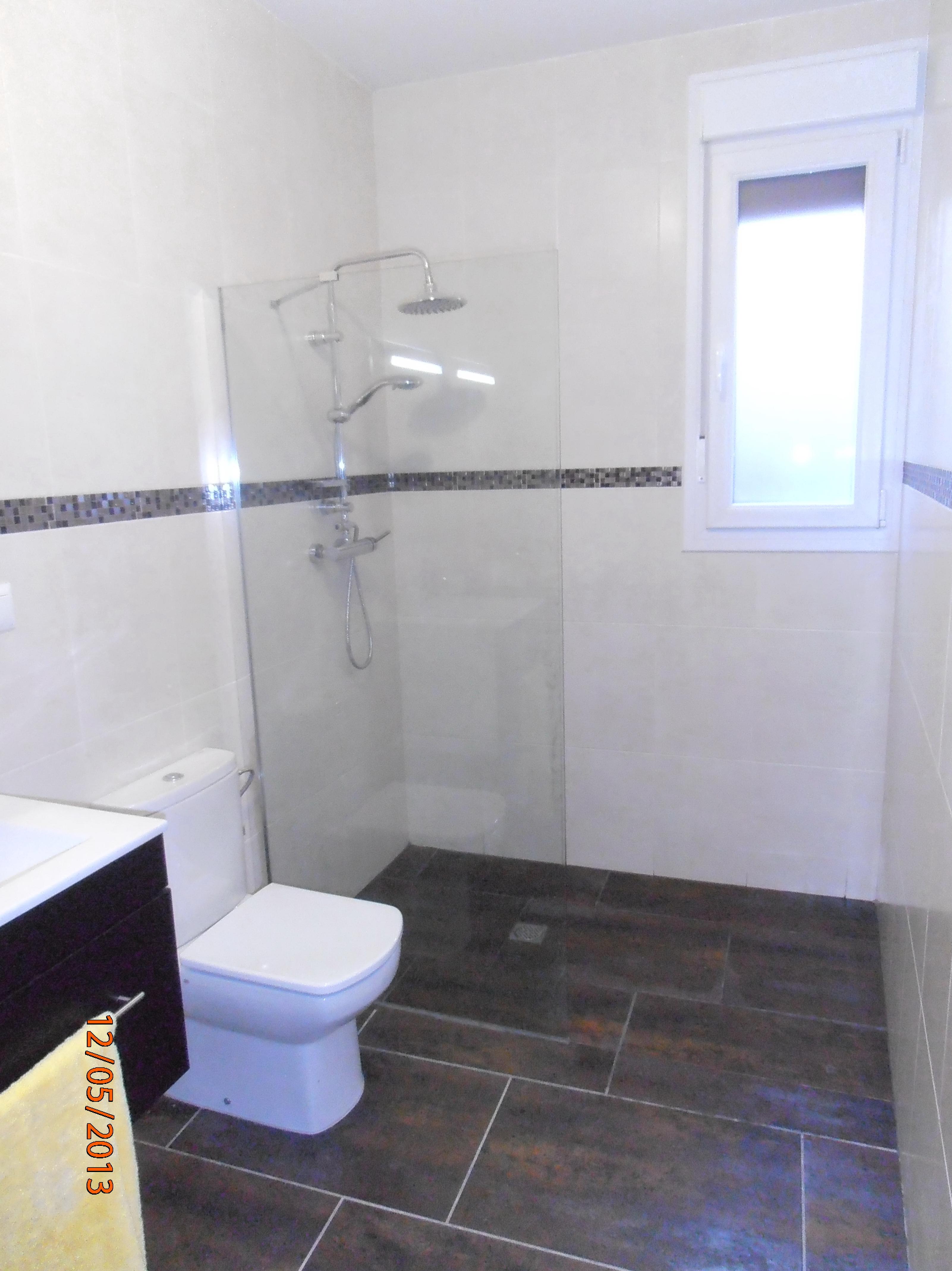 Baño planta baja Baño planta baja