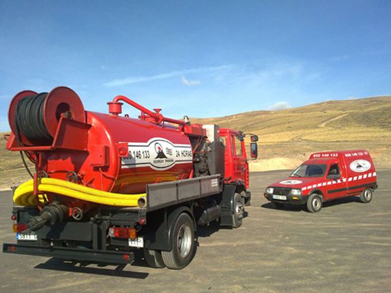 Detección de fugas de agua y arquetas ocultas: Servicios de Desatascos Timanfaya Detección de fugas de agua y arquetas ocultas: Servicios de Desatascos Timanfaya
