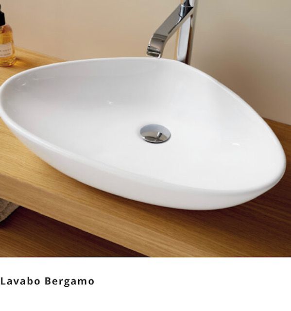 Lavabos: Servicios de Segura Sarria Lavabos: Servicios de Segura Sarria