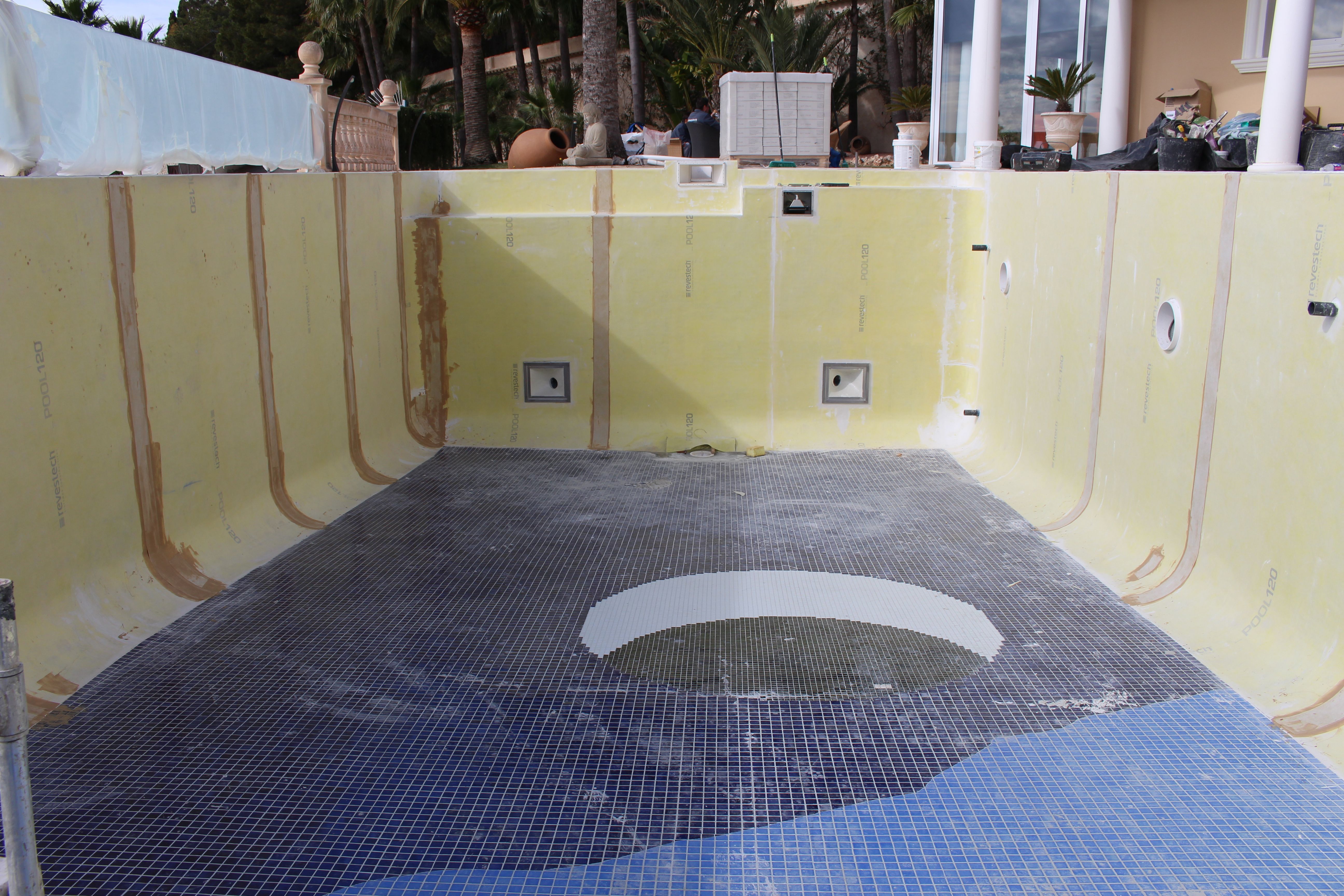 Aislamiento de piscinas: Servicios de Segura Sarria Aislamiento de piscinas: Servicios de Segura Sarria