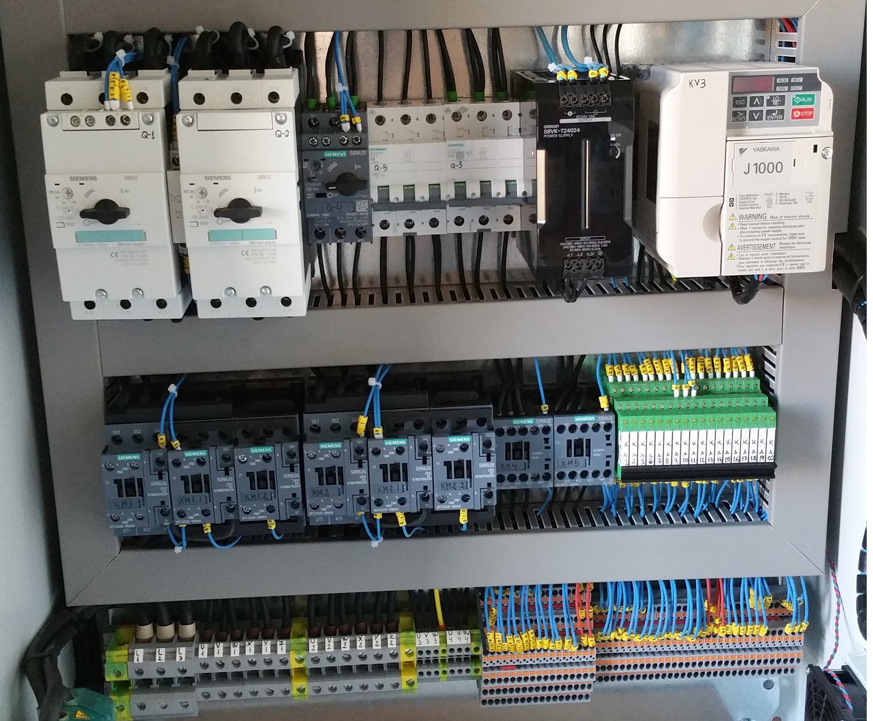 Reformas de cableado y de cuadros en máquinas antiguas: Servicios de FJM Reformas de cableado y de cuadros en máquinas antiguas: Servicios de FJM