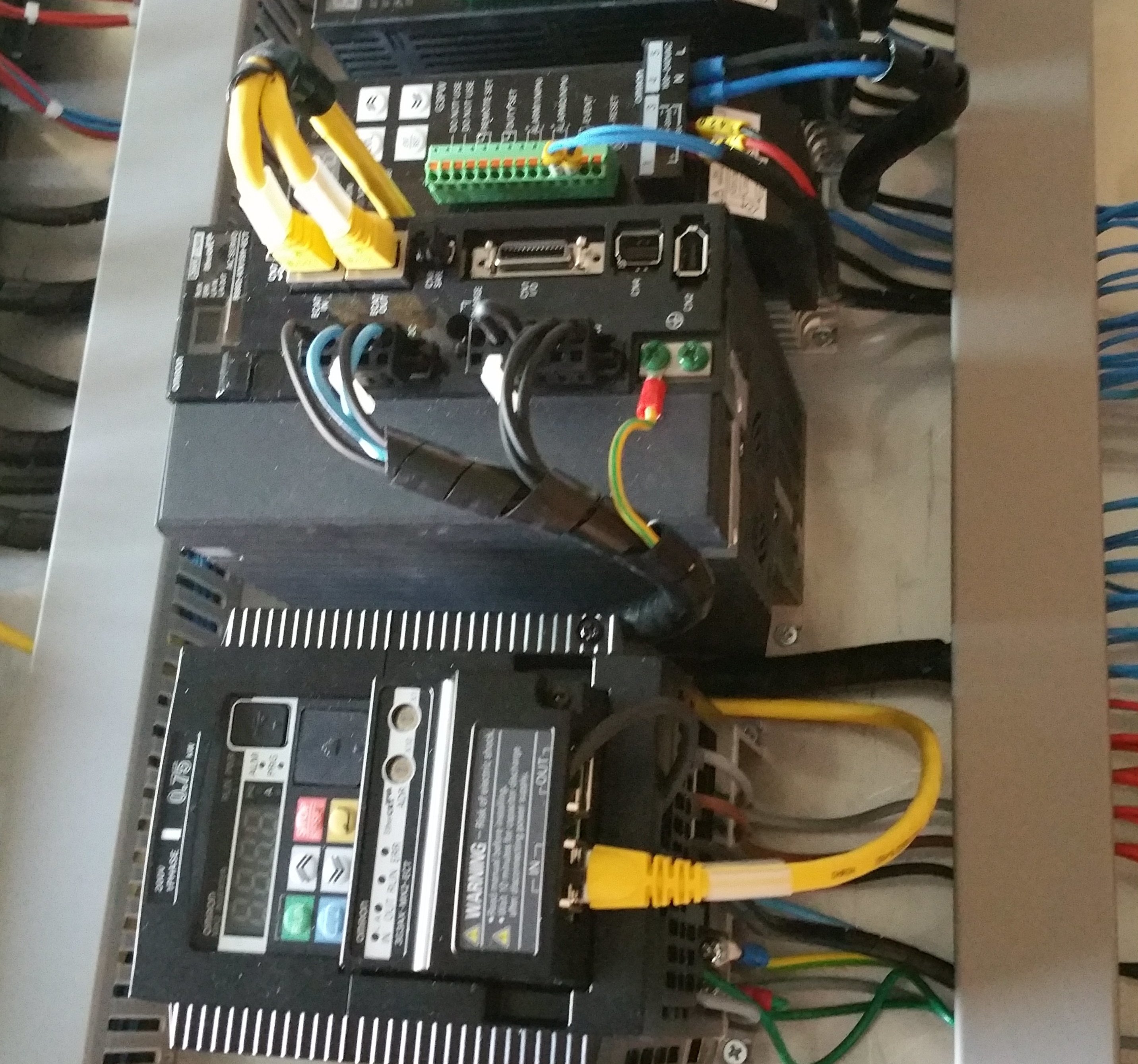 Instalaciones de sistemas de seguridad para maquinaria industrial: Servicios de FJM Instalaciones de sistemas de seguridad para maquinaria industrial: Servicios de FJM