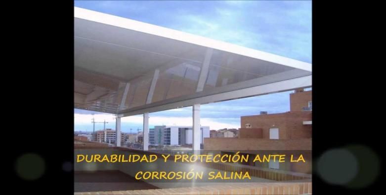 Soluciones para techos y sombras. Paneles autoportantes de aluminio: Productos de Aluminios Quatro Soluciones para techos y sombras. Paneles autoportantes de aluminio: Productos de Aluminios Quatro