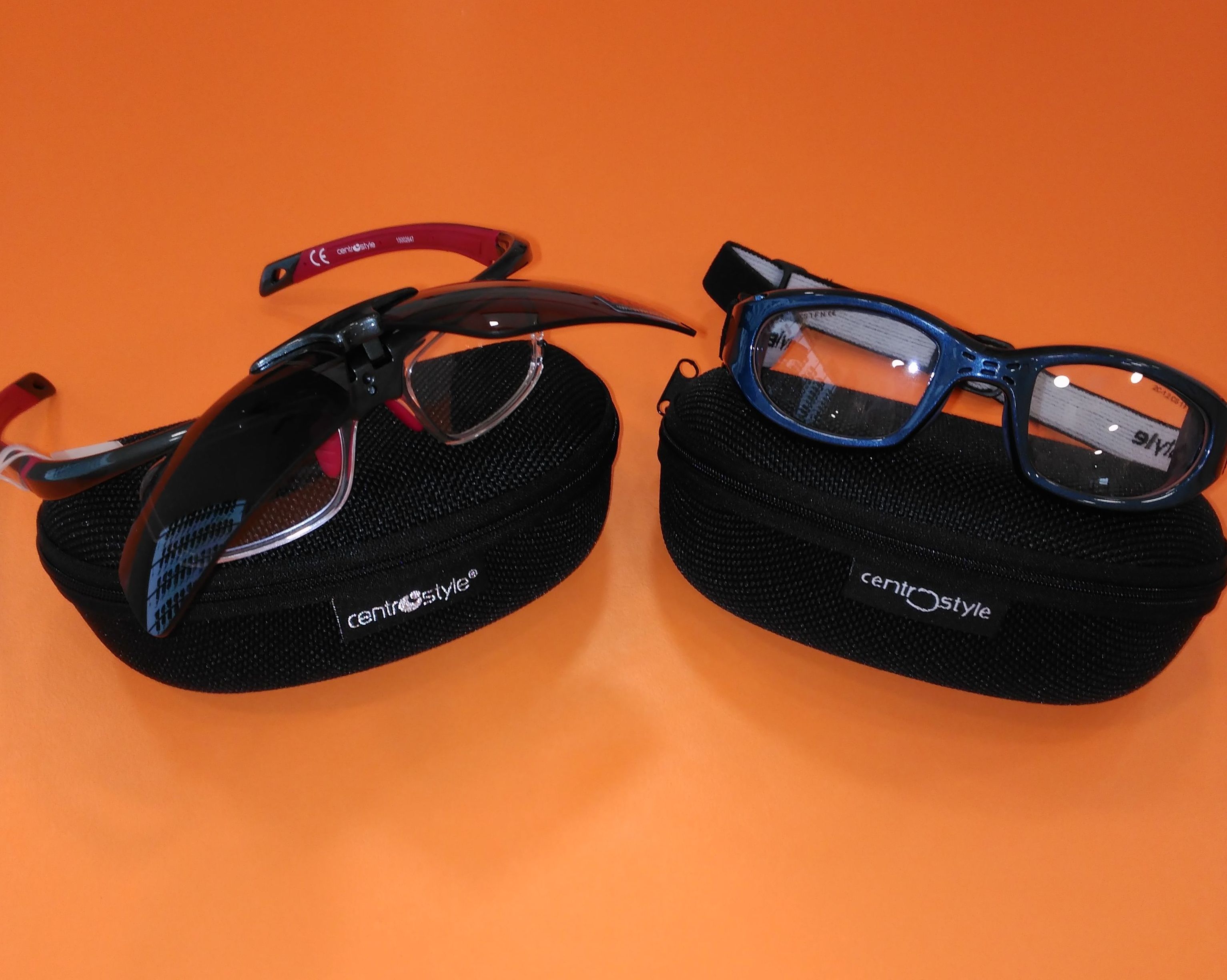 Gafas deportivas graduadas: Óptica y audiología de CENTRO OPTIFON (Óptica & Audiología) Gafas deportivas graduadas: Óptica y audiología de CENTRO OPTIFON (Óptica & Audiología)