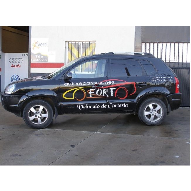 Vehículo de cortesía: Servicios de Autoreparaciones Fort e Hijos Vehículo de cortesía: Servicios de Autoreparaciones Fort e Hijos