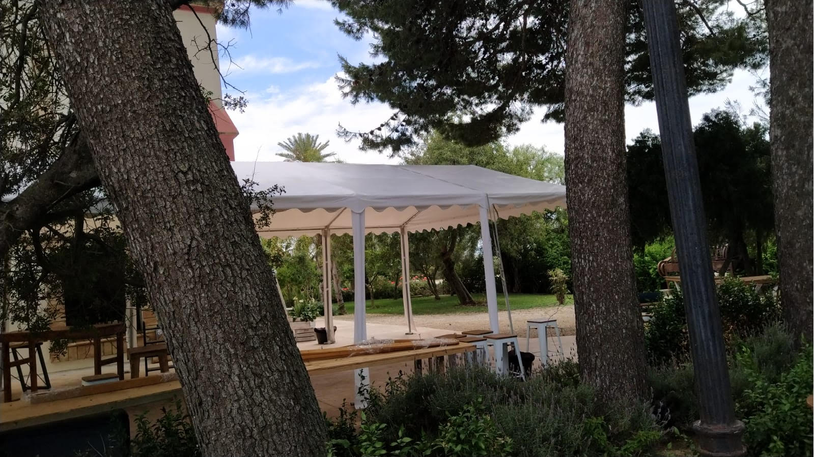 CARPA 6x12 PROFESIONAL XXL CON DECORACION EXTERIOR: Catálogo de Jedal Alquileres CARPA 6x12 PROFESIONAL XXL CON DECORACION EXTERIOR: Catálogo de Jedal Alquileres