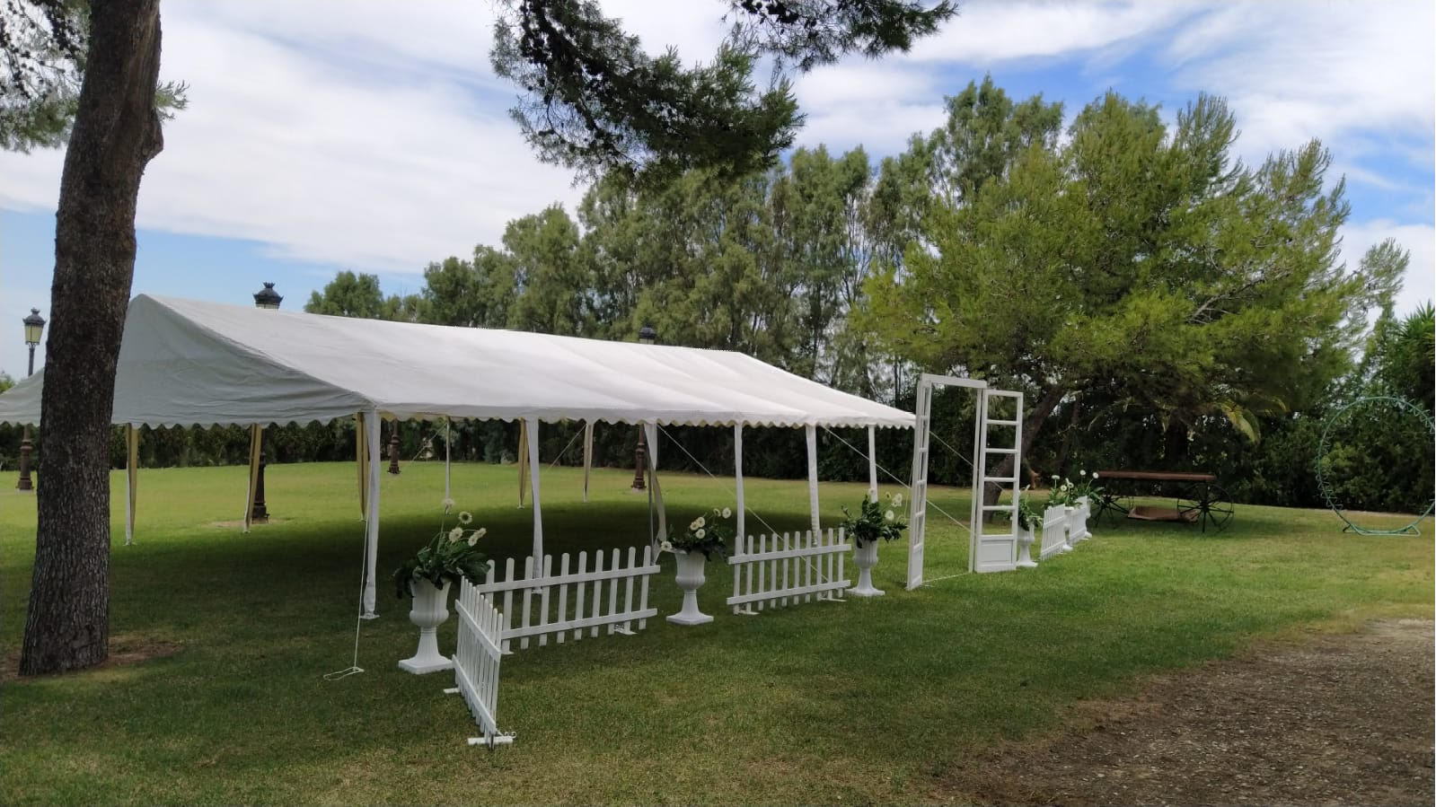CARPA 6x12 PROFESIONAL XXL CON DECORACION EXTERIOR: Catálogo de Jedal Alquileres CARPA 6x12 PROFESIONAL XXL CON DECORACION EXTERIOR: Catálogo de Jedal Alquileres
