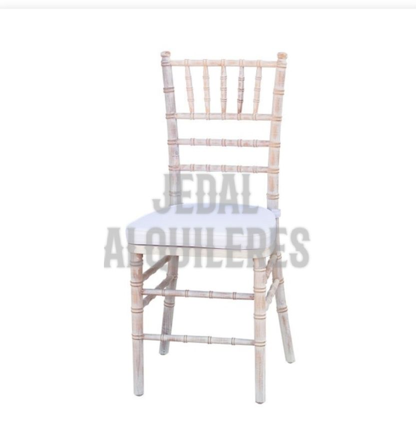 Silla de palillería madera decapada con cojín: Catálogo de Jedal Alquileres Silla de palillería madera decapada con cojín: Catálogo de Jedal Alquileres