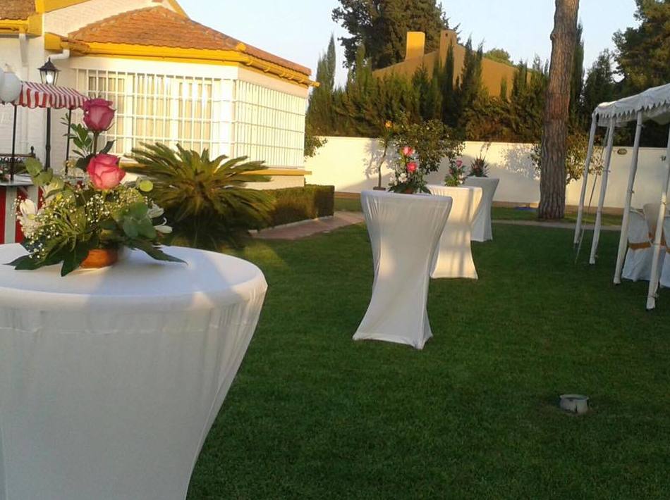 MANTELES STRECH PARA MESA ALTA: Catálogo de Jedal Alquileres MANTELES STRECH PARA MESA ALTA: Catálogo de Jedal Alquileres