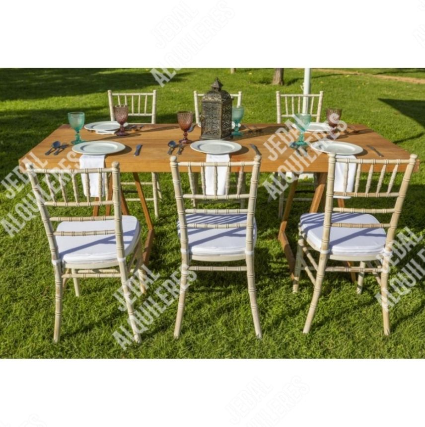 Silla de palillería madera decapada con cojín: Catálogo de Jedal Alquileres Silla de palillería madera decapada con cojín: Catálogo de Jedal Alquileres