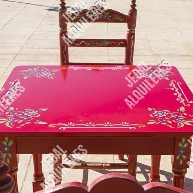 Mesa cuadrada sevillana: Catálogo de Jedal Alquileres Mesa cuadrada sevillana: Catálogo de Jedal Alquileres