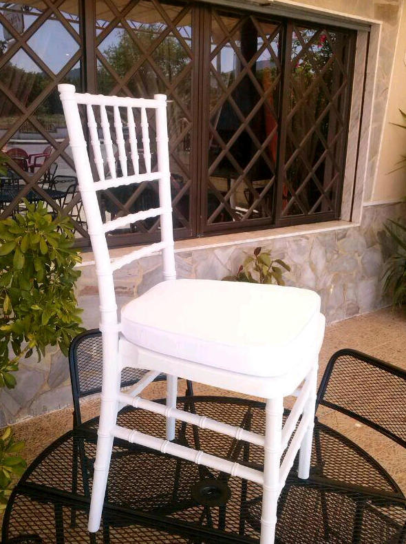 Silla chiavari blanca: Catálogo de Jedal Alquileres Silla chiavari blanca: Catálogo de Jedal Alquileres