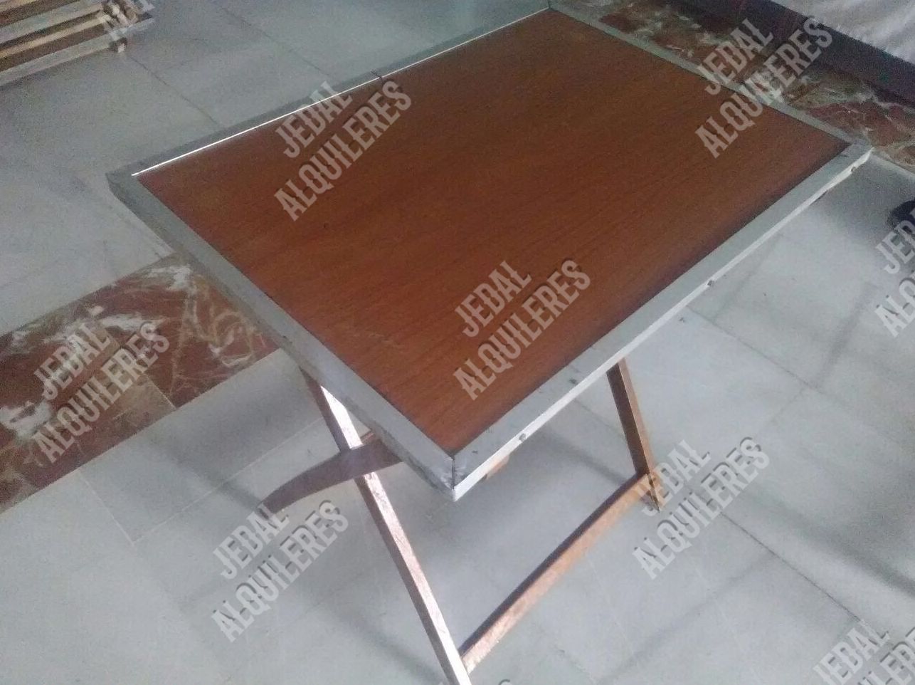 MESA MADERA 0.70 X 0.50 CM CON BORDES: Catálogo de Jedal Alquileres MESA MADERA 0.70 X 0.50 CM CON BORDES: Catálogo de Jedal Alquileres