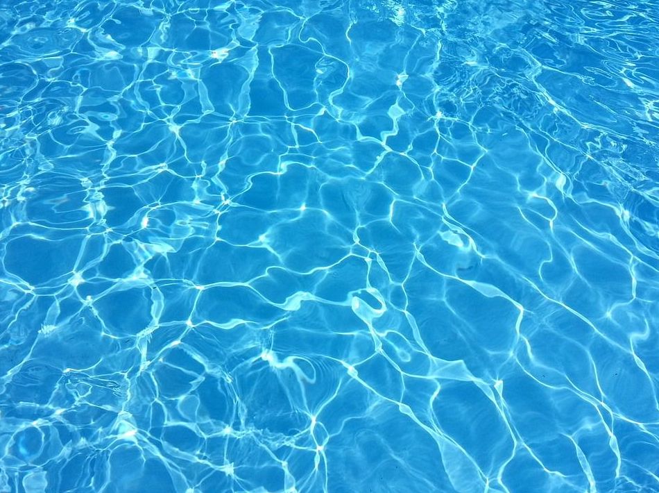 Limpieza de piscinas: Servicios de Carloandres Limpieza de piscinas: Servicios de Carloandres