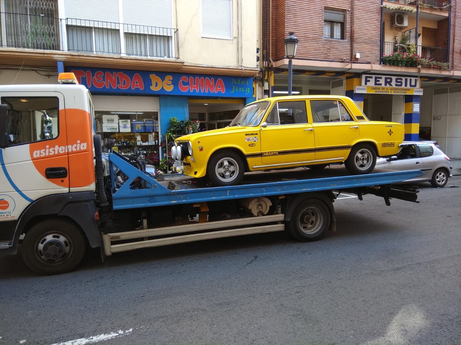 Servicios asistencia: servicios y vehiculos de Virolla Servicios asistencia: servicios y vehiculos de Virolla
