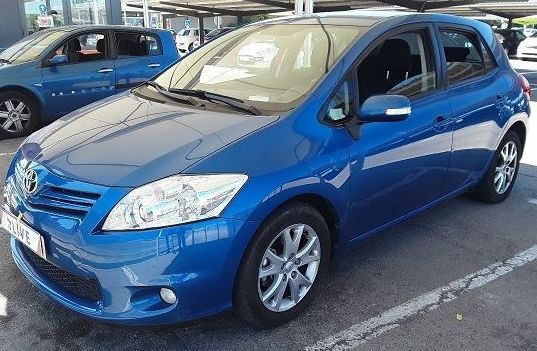 TOYOTA AURIS 1.6 GASOLINA 130CV (VENDIDO): servicios y vehiculos de Virolla TOYOTA AURIS 1.6 GASOLINA 130CV (VENDIDO): servicios y vehiculos de Virolla