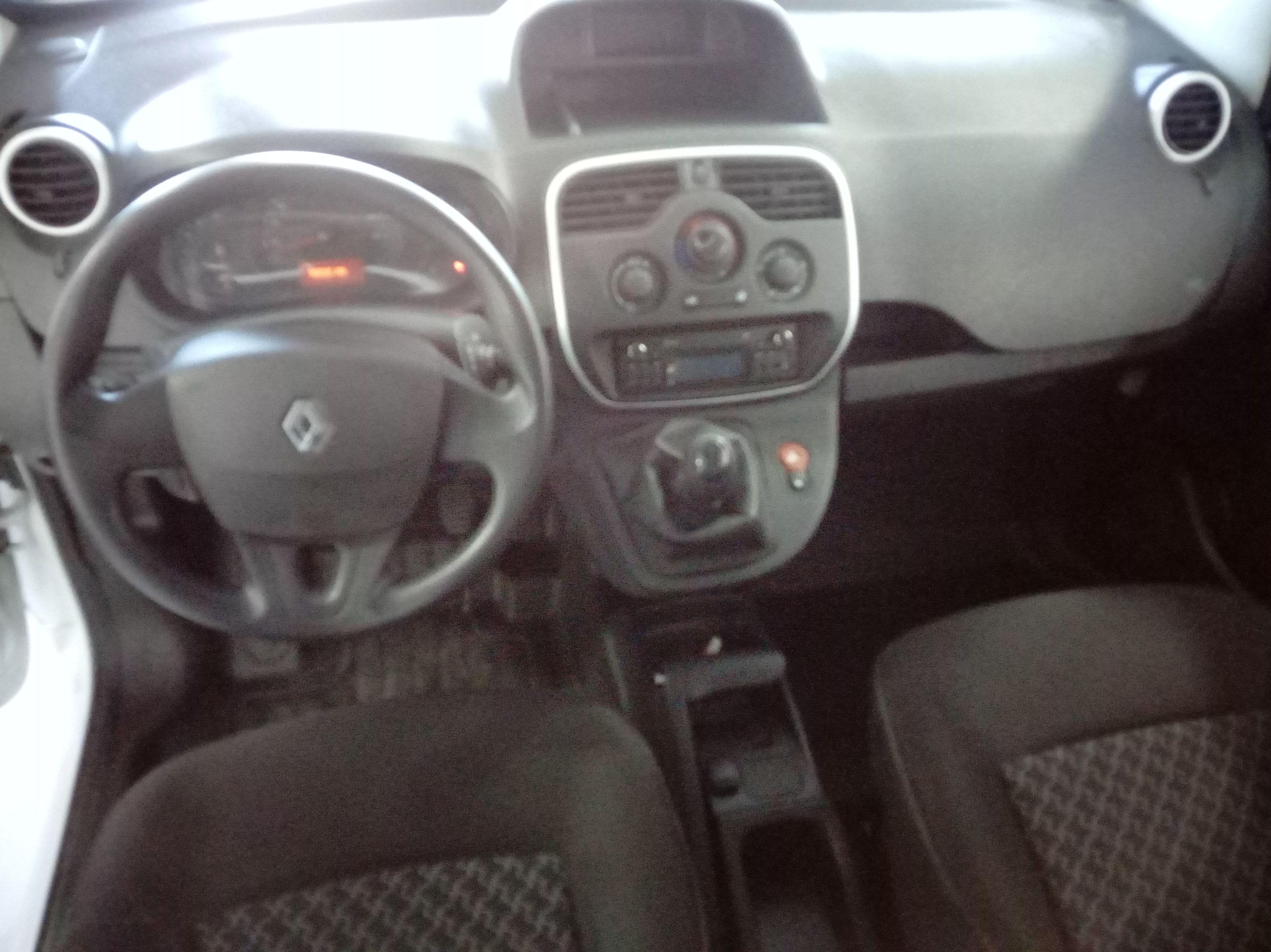 KANGO VENDIDA: servicios y vehiculos de AUTORRESCATE VIROLLA S.L. KANGO VENDIDA: servicios y vehiculos de AUTORRESCATE VIROLLA S.L.