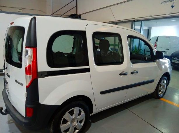 VENDIDA KANGOO MIXTA: servicios y vehiculos de Virolla VENDIDA KANGOO MIXTA: servicios y vehiculos de Virolla