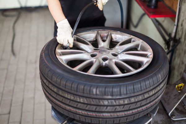 Neumáticos y alineado: servicios y vehiculos de Virolla Neumáticos y alineado: servicios y vehiculos de Virolla