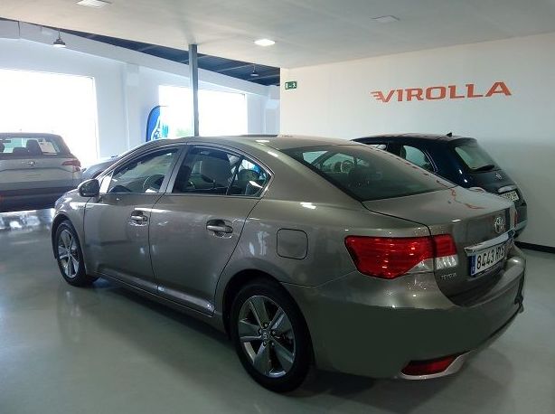 TOYOTA AVENSIS 1.8 145CV CONFORT (VENDIDO): servicios y vehiculos de AUTORRESCATE VIROLLA S.L. TOYOTA AVENSIS 1.8 145CV CONFORT (VENDIDO): servicios y vehiculos de AUTORRESCATE VIROLLA S.L.