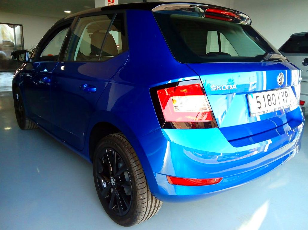 SKODA FABIA VENDIDO: servicios y vehiculos de Virolla SKODA FABIA VENDIDO: servicios y vehiculos de Virolla